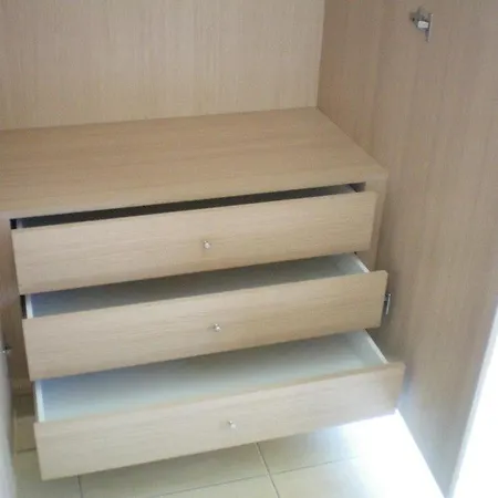 Apartment 103 Elegant 2 Bed With Free Wifi, Ac, Pool & Gym! *