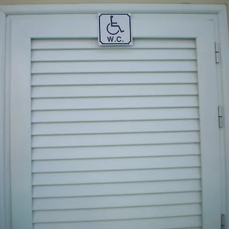 103 Elegant 2 Bed With Free Wifi, Ac, Pool & Gym! Appartamento