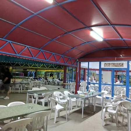 103 Elegant 2 Bed With Free Wifi, Ac, Pool & Gym! * 拉纳卡