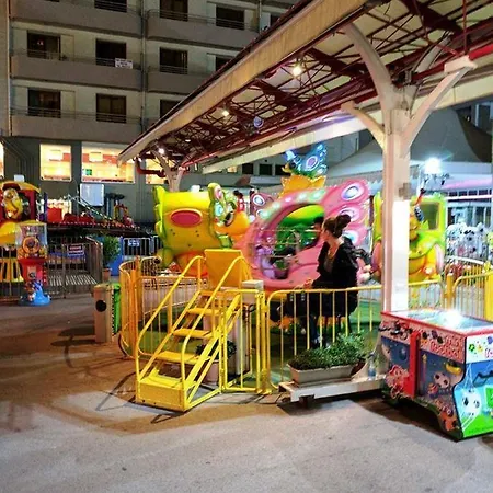 103 Elegant 2 Bed With Free Wifi, Ac, Pool & Gym! 公寓 *