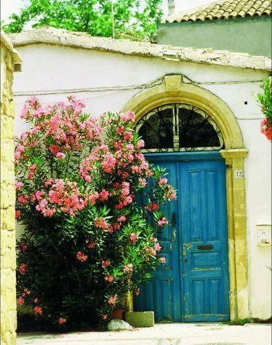 103 Elegant 2 Bed With Free Wifi, Ac, Pool & Gym! Appartamento