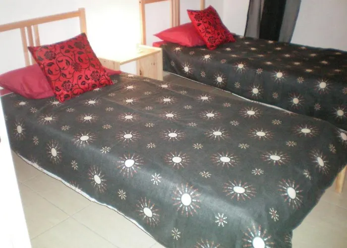 Appartamento 103 Elegant 2 Bed With Free Wifi, Ac, Pool & Gym!