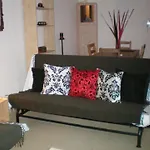 Apartment 103 Elegant 2 Bed With Free Wifi, Ac, Pool & Gym!