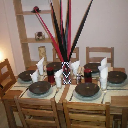 103 Elegant 2 Bed With Free Wifi, Ac, Pool & Gym! Λάρνακα