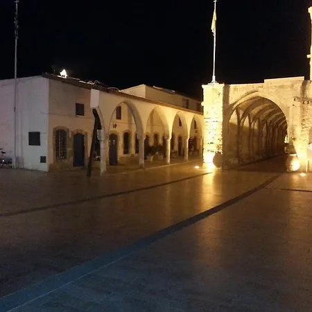 Διαμέρισμα 103 Elegant 2 Bed With Free Wifi, Ac, Pool & Gym! Λάρνακα