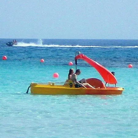 103 Elegant 2 Bed With Free Wifi, Ac, Pool & Gym! *