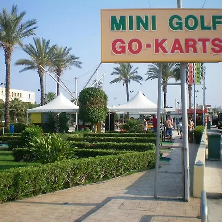 아파트 103 Elegant 2 Bed With Free Wifi, Ac, Pool & Gym! 라르나카