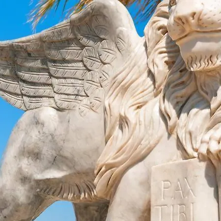 103 Elegant 2 Bed With Free Wifi, Ac, Pool & Gym! Διαμέρισμα *