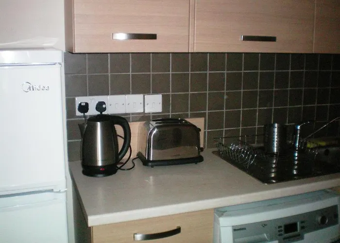 Apartmán 103 Elegant 2 Bed With Free Wifi, Ac, Pool & Gym!