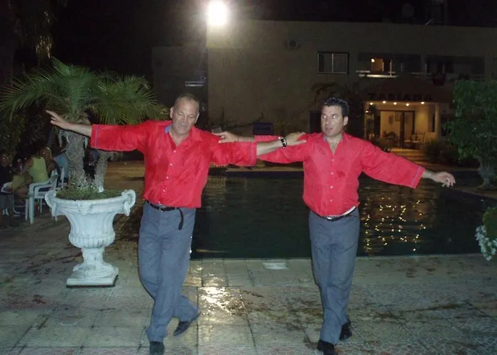 Apartmán 103 Elegant 2 Bed With Free Wifi, Ac, Pool & Gym! *