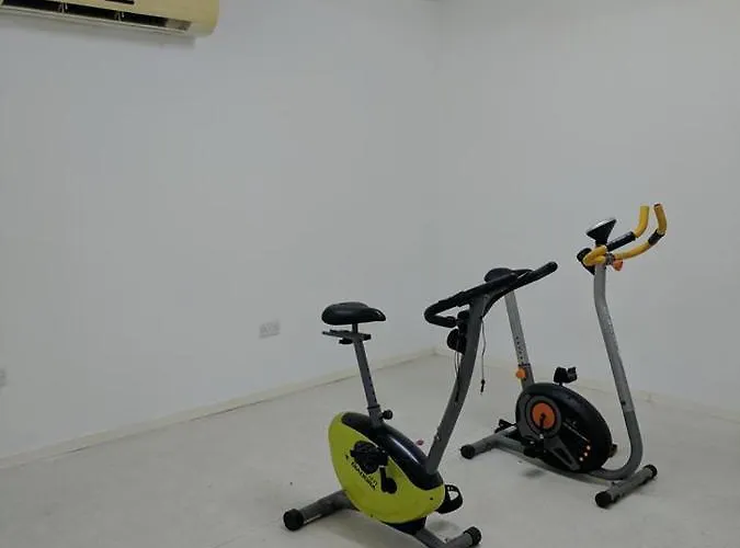 103 Elegant 2 Bed With Free Wifi, Ac, Pool & Gym! Apartmán Larnaca