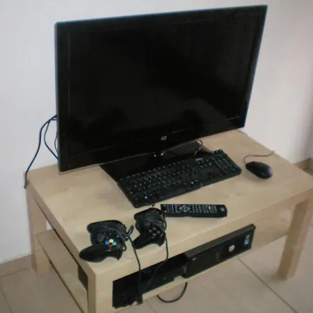 103 Elegant 2 Bed With Free Wifi, Ac, Pool & Gym! Lägenhet *